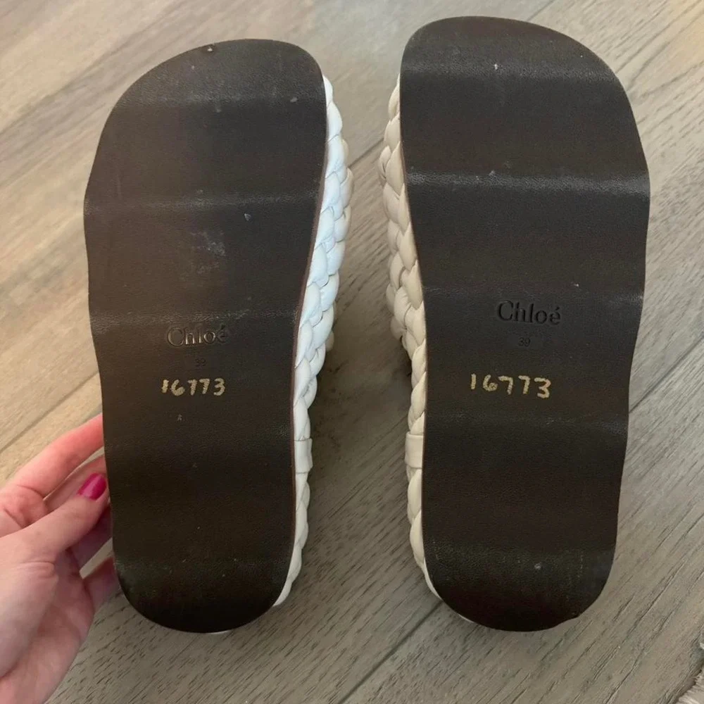 AUTHENTIC CHLOÉ SANDALS‎